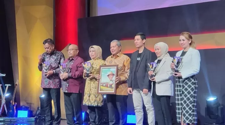 Gubernur Mahyeldi Raih Penghargaan Merdeka Award 2024, Terobosan untuk Kemandirian Pangan