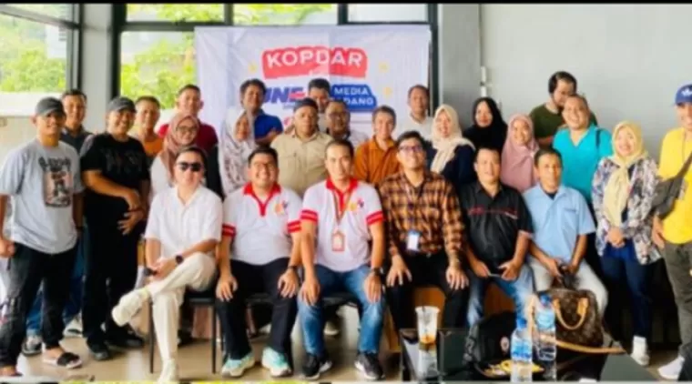 JNE Express Padang Gelar Kopdar Bersama Media, Perkuat Sinergi untuk Tingkatkan Layanan