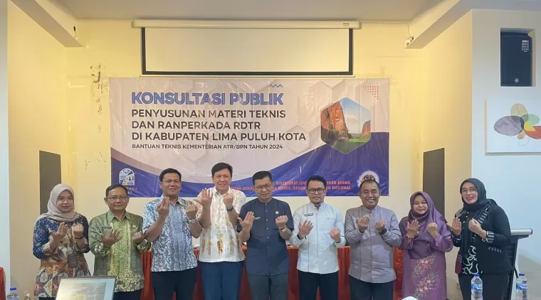 Menindaklanjuti Bantuan Teknis Penyusunan RDTR dan KLHS oleh Kementerian Agraria dan Tata Ruang/Badan Pertanahan Nasional di aula hotel Grand Narasaki kota Payakumbuh, Kamis 26 September 2024.