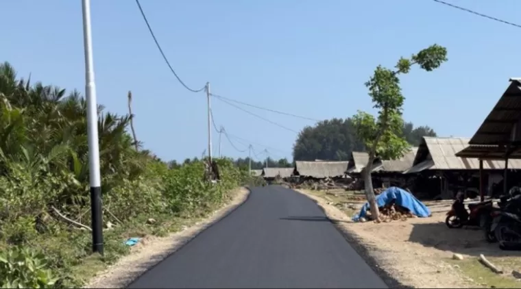 Pemkab Pessel Akhirnya Menuntaskan Jalan Penghubung Menuju Muaro Surantih