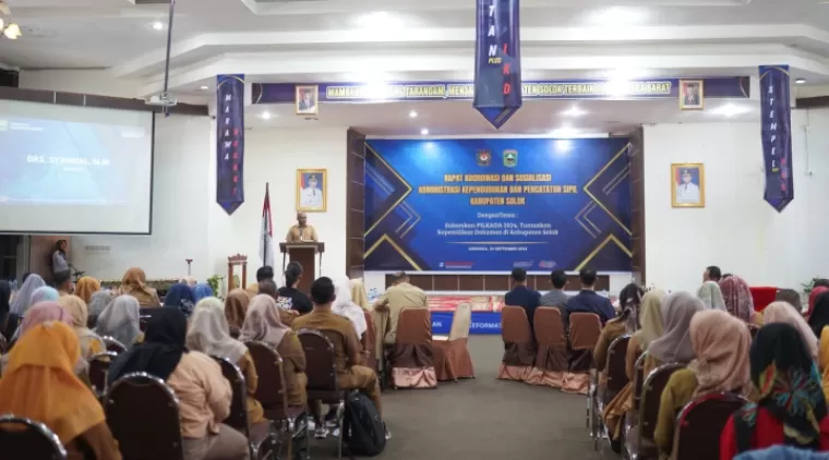 Suasana Rakor Administrasi Kependudukan dan Pencatatan Sipil 2024 di Arosuka