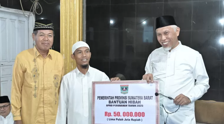 Selama Menjabat, Gubernur Mahyeldi Salurkan Rp112,56 Miliar untuk Renovasi Rumah Ibadah di Sumbar