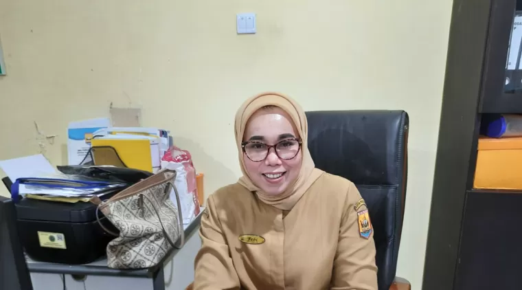 Febri Nasmawati.