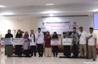 Badan Amil Zakat Nasional (Baznas) Kabupaten Agam distribusikan zakat di wilayah Agam Barat