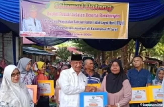 Masyarakat Kecamatan IV Jurai Menerima Bantuan Rumah Tidak Layak Huni (RTLH)