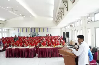 Bupati kabupaten Limapuluh Kota Safaruddin Dt. Bandaro Rajo, ketika ratusan guru TK se kabupaten Limapuluh Kota mengikuti Workshop Implementasi Kurikulum Merdeka Belajar, di aula kantor bupati kawasan Sarilamak,