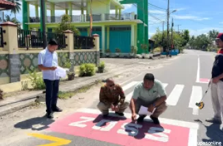 Saat pembuatan ZoSS di Ruas jalan dekat SD Negeri 16 Sungai Sirah Pariaman.