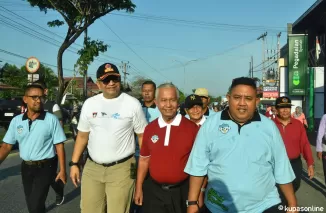 Peringati HUT ke-69, SMPN 11 Padang Gelar Jalan Santai dan Donor Darah Bersama Pj Wali Kota Padang