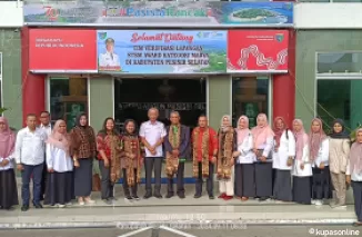 Tim Verifikasi STBM Award 2024 Kementrian Kesehatan RI Melakukan Penilaian di Kabupaten Pesisir Selatan