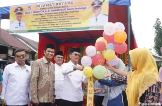 Walinagari Durian Tinggi, kecamatan Kapur IX, Eko Susmaji saat menghadiri secara maraton sosialisasi UHC oleh bupati Safaruddin di kecamatan Kapur IX, Jum'at, 13 September 2024.