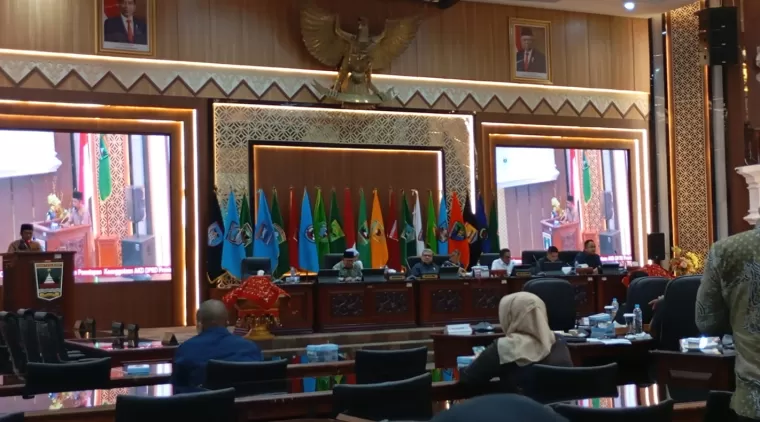 DPRD Sumbar Tetapkan Keanggotaan Alat Kelengkapan Dewan Periode 2024-2029