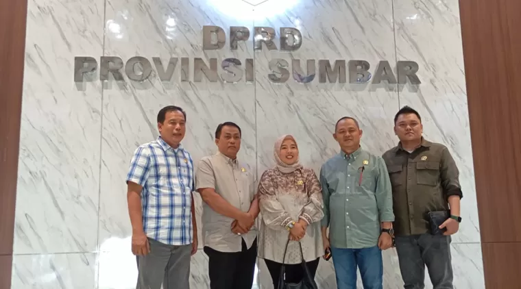 Komisi II DPRD Kabupaten Bungo Lakukan Kunjungan Kerja ke DPRD Sumbar Bahas Peningkatan Pendapatan Daerah