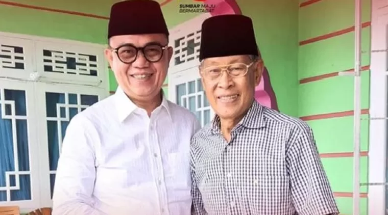 Pjs Wako Hani S. Rustam Datangi Tokoh Bukittinggi, H Djufri