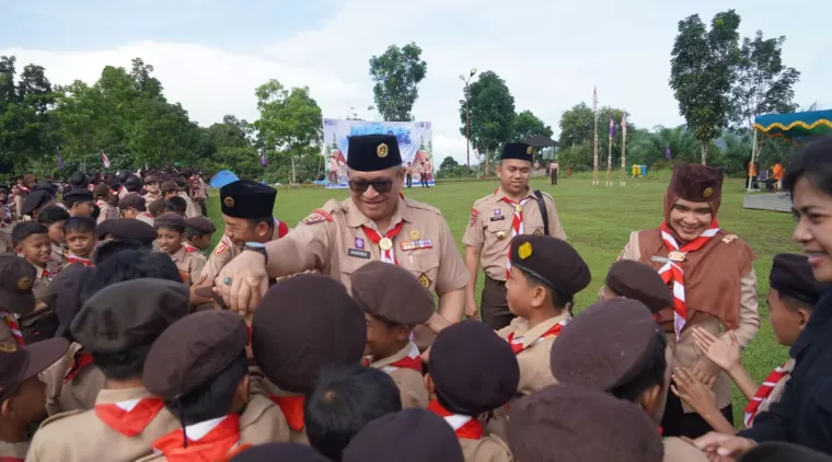 Pramuka Jadi Solusi Atasi Kenakalan Remaja di Kota Padang, Andree Algamar:  Harus Dioptimalkan di Sekolah