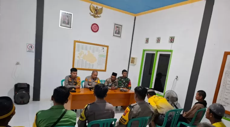 Satgas TMMD 122 Kodim 0914 Tana Tidung Hadiri  Pengecekan Poskamling di Desa Sambungan