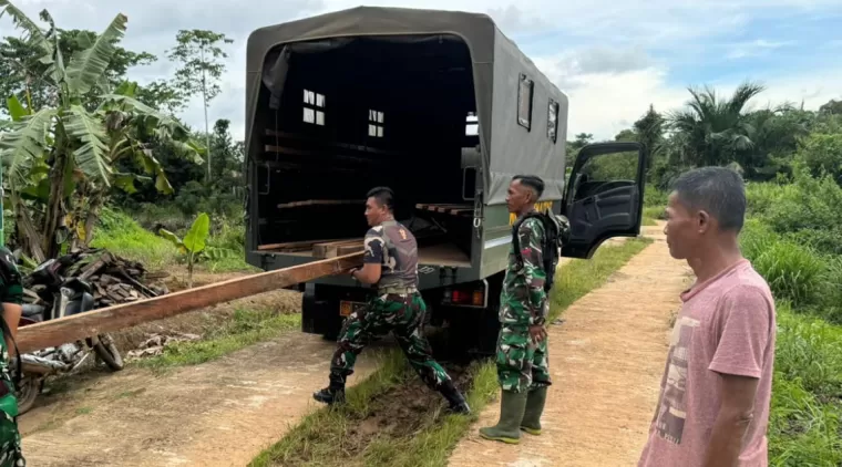 Satgas TMMD 122 Kodim 0914/TNT Percepat RTLH Bapak Gatot