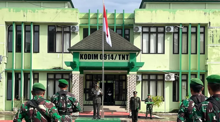 TMMD 122, Kodim 0914/TNT Laksanakan Upacara HUT 79 TNI