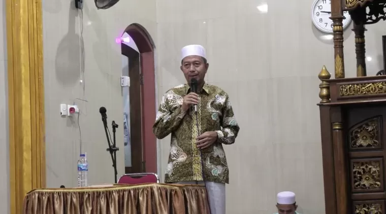 Wabup Risnawanto Hadiri Maulid Nabi di Masjid Raya Al Falah Jambak