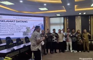 DPRD Sumbar Terima Aspirasi Tenaga Kependidikan, Perjuangkan Pembukaan Formasi PPPK