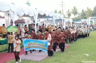 Pawai Taaruf Meriahkan Pembukaan MTQ Nasional di Pesisir Selatan