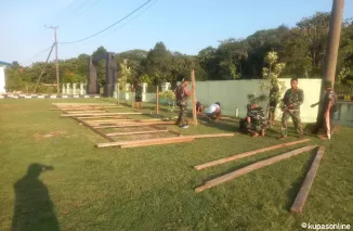 Rangka Banner Dibuat Untuk Persiapan Penutupan TMMD ke 122 Tahun 2024