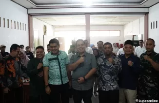 Pjs. Bupati Limapuluh Kota Ahmad Zakri ketika mengunjungi kecamatan Akabiluru, baru-baru ini.