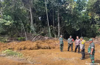 Tim Wasev Melakukan peninjauan Sasaran Fisik TMMD 122 Pembukaan Jalan di Desa Sebidai