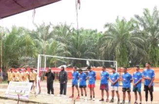 Turnamen Voli PVLG Lubuk Gadang Cup III Tahun 2024 Dimulai, Bupati Hamsuardi Sampaikan Pesan kepada Atlet