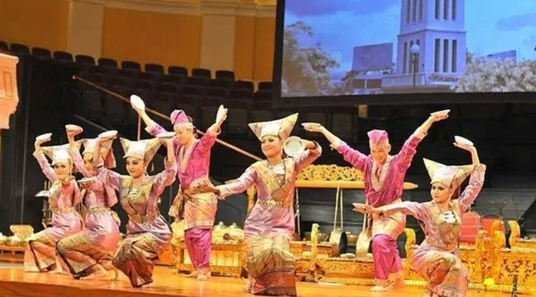 Pemprov Sumbar Dorong Pengembangan Atraksi Budaya untuk Tarik Wisatawan Mancanegara