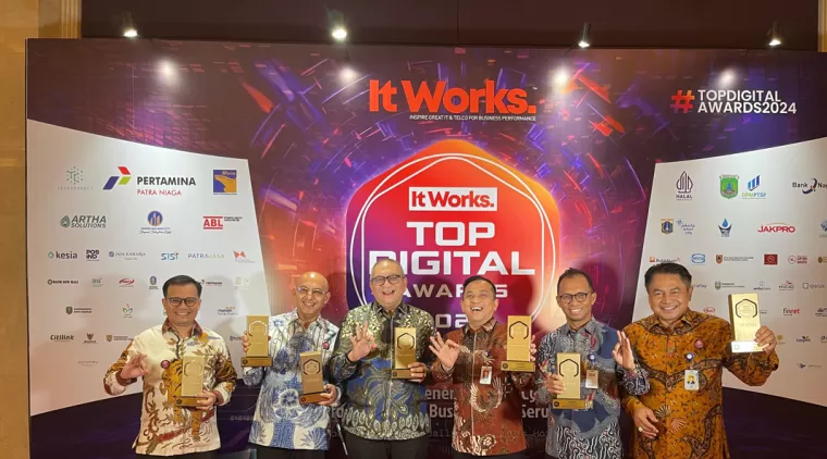 Perumda Air Minum Kota Padang Raih 4 Penghargaan di Ajang Bergengsi TOP Digital Awards 2024