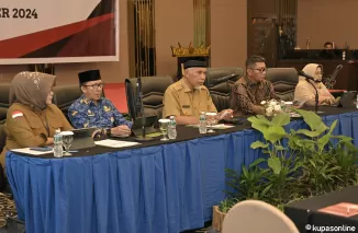 Gubernur Mahyeldi Tegaskan Pentingnya Evaluasi Program TPAKD demi Memacu Perekonomian Sumbar ke Depan