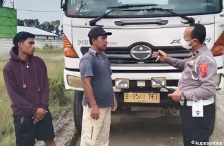 SatLantas Polres Pematang Siantar Tertibkan 12 Truk  Yang Masih Beroperasi