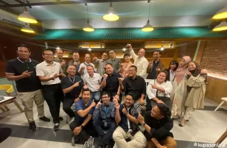 Wakil Ketua DPRD Sumbar Bahas Inovasi dengan Pakar Design Thinking Michael Lewrick