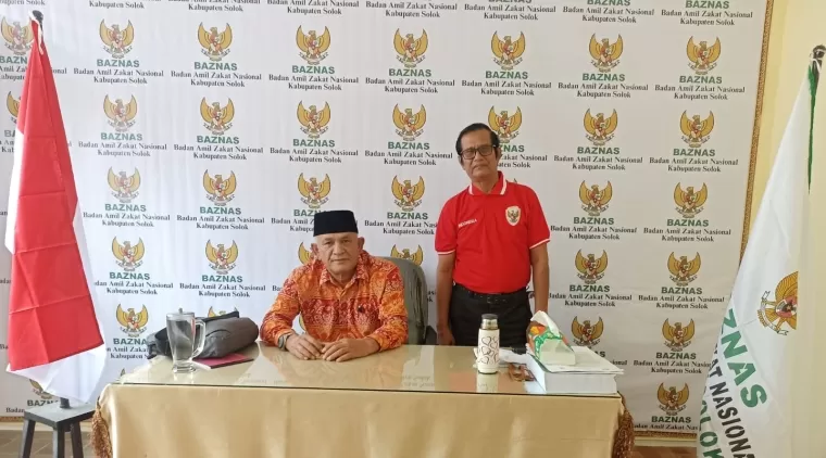 Ketua BAZNAZ Kabupaten Solok Drs. H. Edwar,MM, didampingi Amil Pelaksana,Iljasmadi,SE,MM.