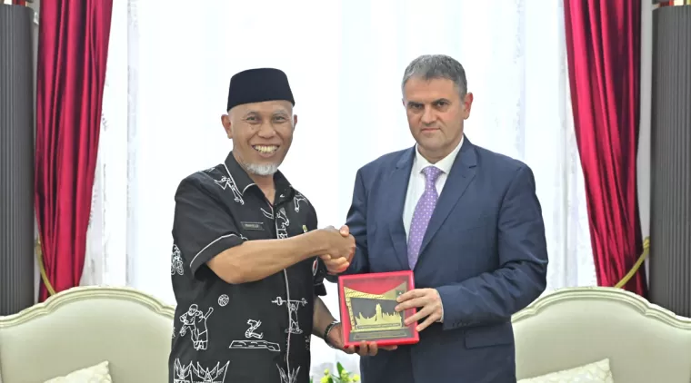 Dubes Romania Temui Gubernur Sumbar untuk Membahas Sejumlah Rencana Kerjasama