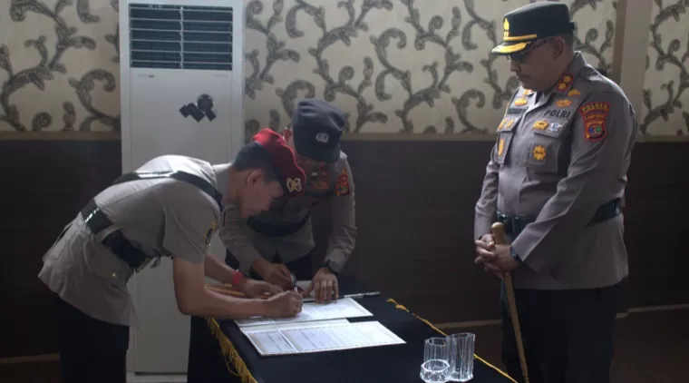 Empat Jabatan Strategis Polres Lamsel Resmi Berganti Dalam Sertijab dipimpin Kapolres