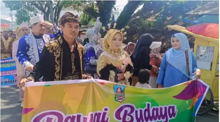 Nagari Koto Tinggi ikuti Semarakkan Pawai HUT Dharmasraya Ke-21