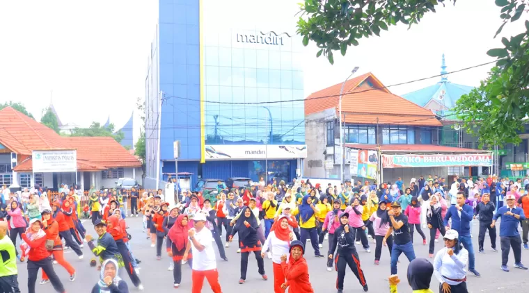 Ribuan Masyarakat Payakumbuh Antusias Nikmati Acara CFD di sepanjang ruas jalan Soekarno-Hatta, dari Simpang Muhammadiyah hingga Tugu Adipura, Minggu 19 Januari 2025.