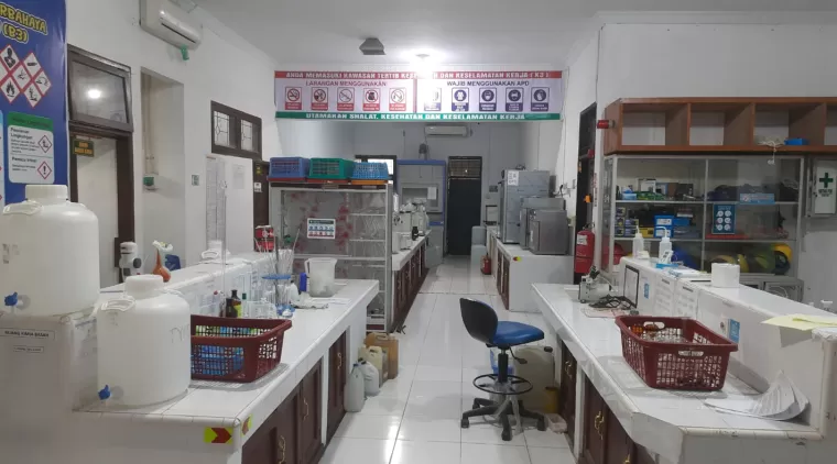 ruang kerja UPTD laboratorium Lingkungan Kota Pariaman.(Trisnaldi).