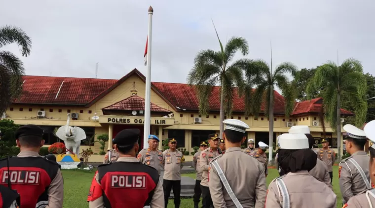 Wakapolres Ogan Ilir Kompol Helmi Gelar Rutin Apel Pagi Gabungan