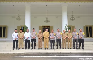 Gubernur Mahyeldi dan Kapolda Sumbar Bahas Kerja Sama Strategis untuk Keamanan dan Pembangunan Daerah