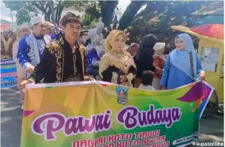 Nagari Koto Tinggi ikuti Semarakkan Pawai HUT Dharmasraya Ke-21