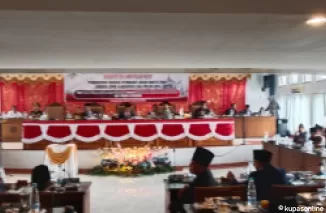 Suasana rapat paripurna dalam acara pengucapan sumpah/janji Pengganti Antar Waktu (PAW) anggota DPRD kabupaten Limapuluh Kota sisa masa jabatan 2024-2029 atas nama Zulhikmi Dt. Rajo Suaro di aula kantor DPRD setempat, Kamis 9 Januari 2025.