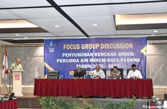 Pj Wali Kota Padang Resmikan Focus Group Discussion (FGD) Rencana Bisnis Perumda Air Minum untuk 2026-2030