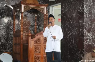 SMA Negeri 2 Kalianda Memperingati Isra' dan Mi'raj di Masjid Agung Kalianda Bersama Ust. Zainuri, M.Pd