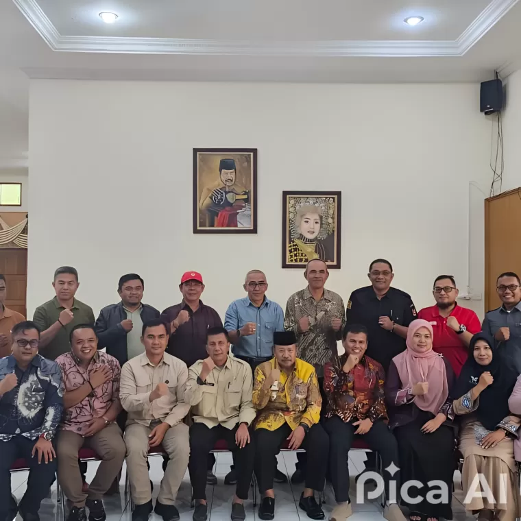 Bupati Agam Audiensi dengan Perwana dan PPDI, Bahas DBH dan Status Perangkat Nagari