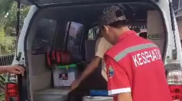 Dinkes Lampung Selatan Gerak Cepat! Hamidun Dirujuk ke RSUD Abdoel Moelok Lewat Ambulance Sigap