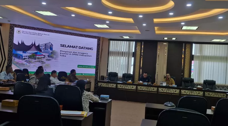 DPRD Sumbar Terima Kunjungan Komisi A DPRD Toba, Bahas Efisiensi Anggaran dan Pengelolaan Pariwisata