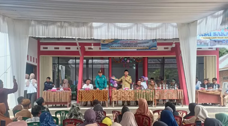 Wabup Rito hadiri RAT dan pembahasan rencana kerja &amp; RAPBK tahun 2025 KPRI Bukik Posuak dan Peresmian KSU Sakato Mart di Nagari Maek, kabupaten Limapuluh Kota, Selasa 25 Februari 2025.