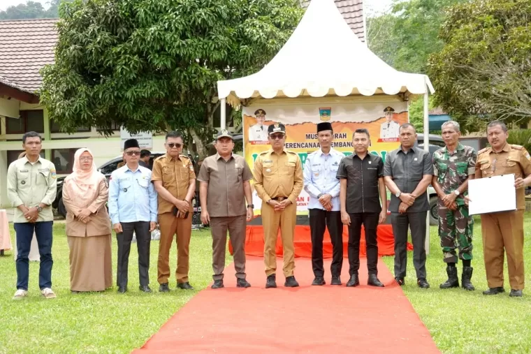 Foto Bersama Selesai Musrenbang